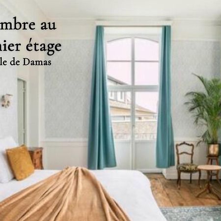 Mercier De Montigny - Les Chambres Du Beffroi - Spa Et Massage Fougères Exteriér fotografie