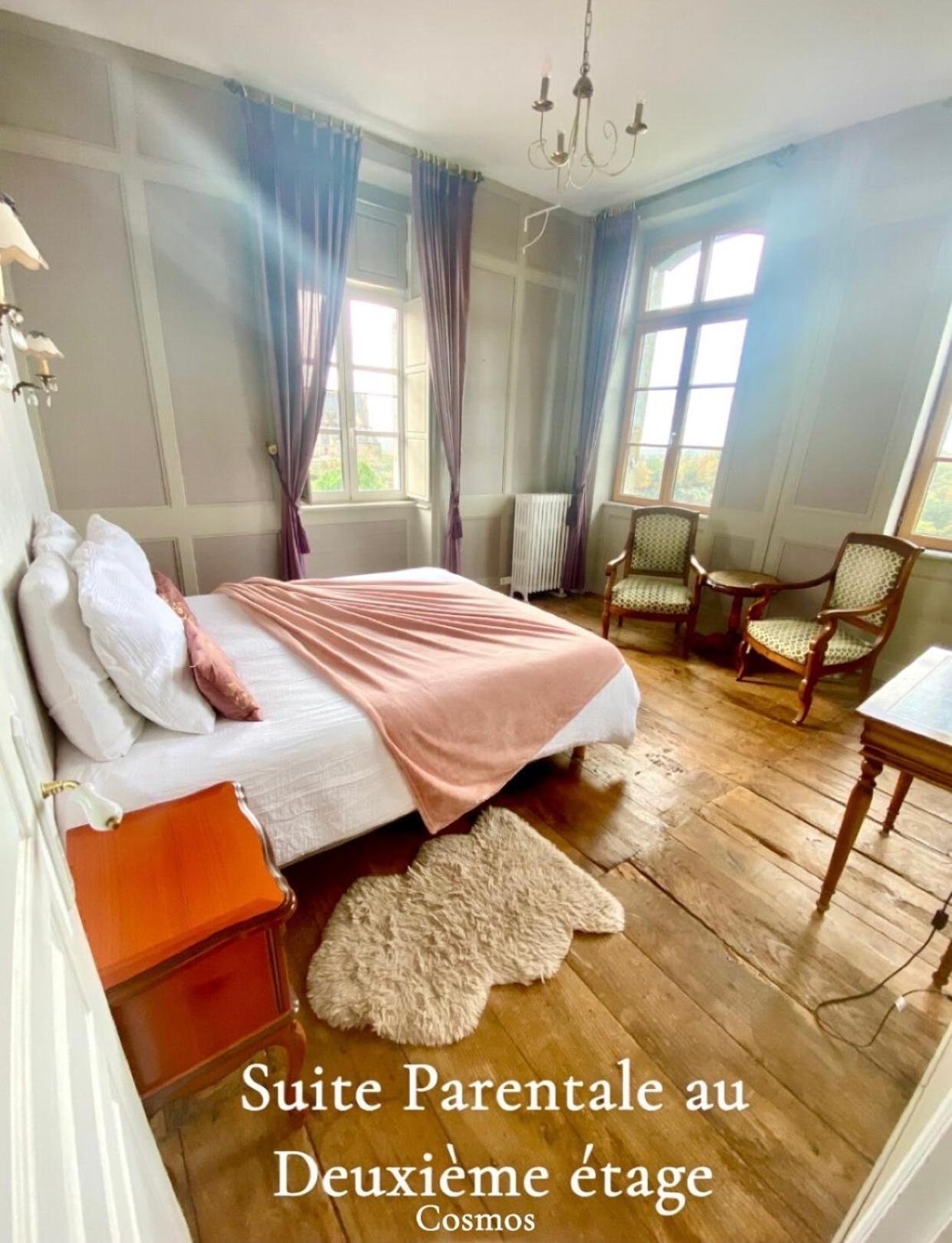 Mercier De Montigny - Les Chambres Du Beffroi - Spa Et Massage Fougères Exteriér fotografie